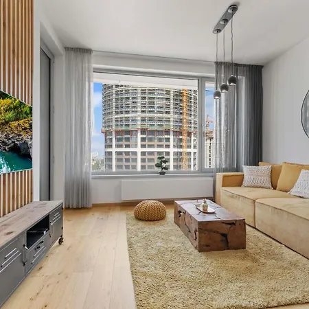 Bratislava's Elite Apartamento